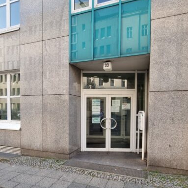 Eingangsbereich des Neuköllner Coachingcenters der Erfolgsmanufaktur.